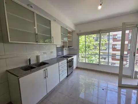 Departamento en Alquiler con 1 cocheras