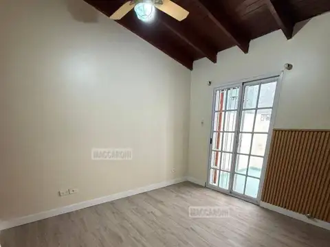 Depto Tipo Casa en Venta de 1 dormitorio