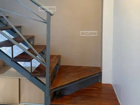 Depto Tipo Casa en Venta al Este