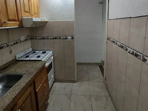Depto Tipo Casa 2 ambientes con 1 baño