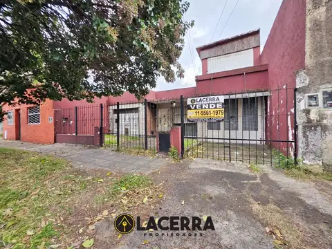 Casa 4 ambientes a refaccionar