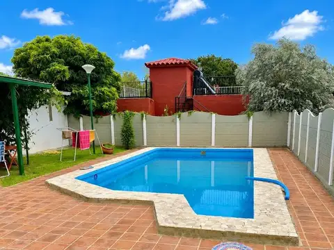 Casa en Venta en Playas De Oro, USD 105.000