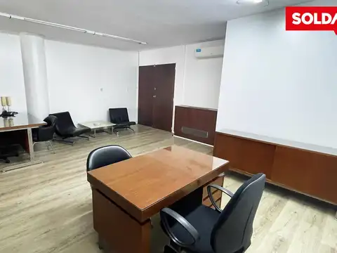 Oficina 3 ambientes con 1 baño