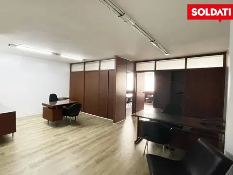 Oficina en Venta al Este