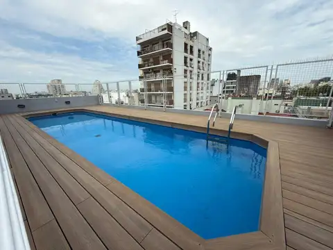 Monoambiente divisible — Balcón corrido, vista abierta, cochera, baulera, amenities Apto profesional