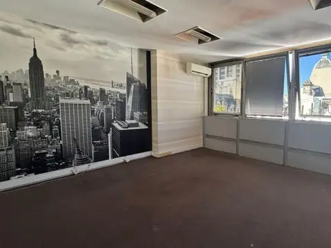 Oficina en venta. Piedras 77. Monserrat. 250 m². 2 cocheras