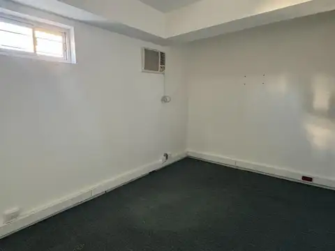 Oficina en venta. Piedras 77. Monserrat. 250 m². 2 cocheras