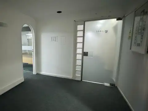 Oficina Monoambiente con 3 baños