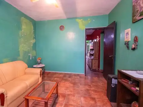 Casa 4 ambientes con 1 baño