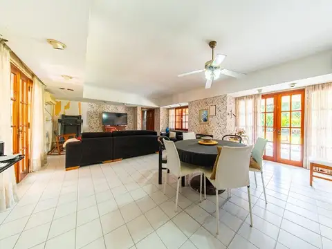 CASA EN VENTA IDEAL DESARROLLO SAN LORENZO