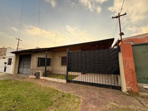 VENTA CASA 3 AMB C/PATIO Y GGE. TEMPERLEY