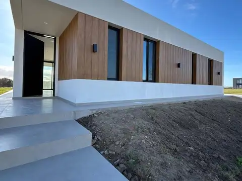 Casa a estrenar una planta - Villalobos Pueblos del Plata