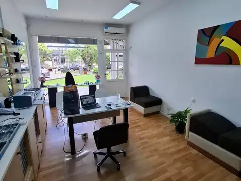 Local en Venta 30 años