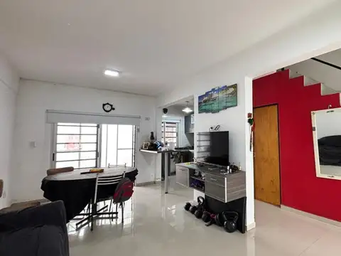 VENTA DÚPLEX 3 AMB COCHERA BERAZATEGUI