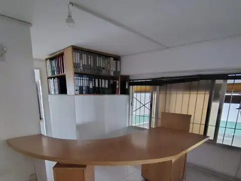 Galpon en Alquiler en Villa Rivera Indarte, $ 4.300.000