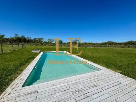 Casa 5 ambientes con 3 baños