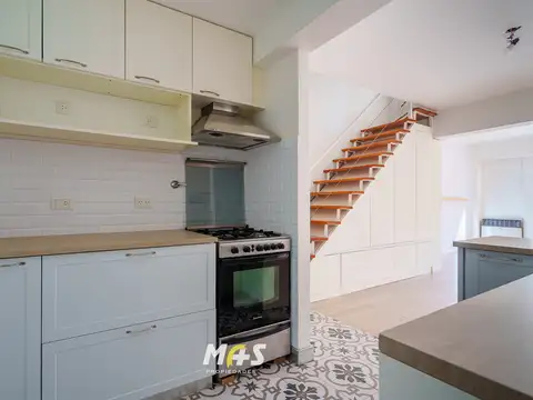 Depto Tipo Casa en Alquiler de 3 dormitorios