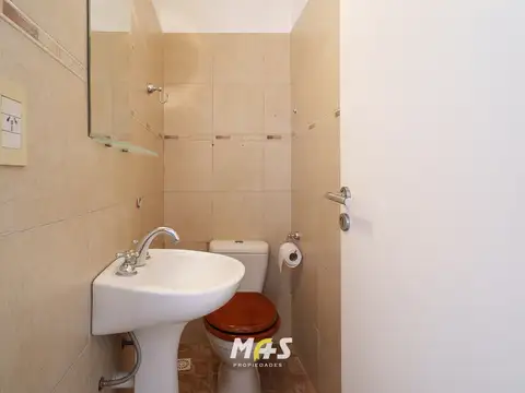 PH en Alquiler Devoto 4 Amb Jardín con Parrilla, Terraza y Sin Expensas