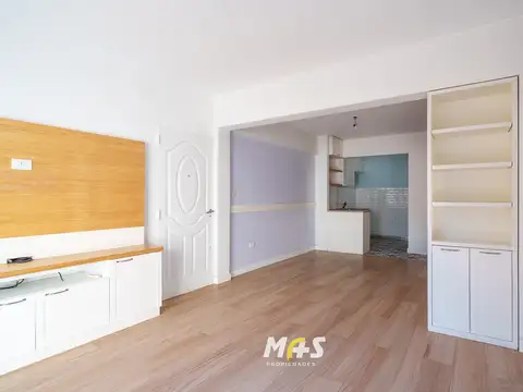 Depto Tipo Casa en Alquiler de 4 ambientes