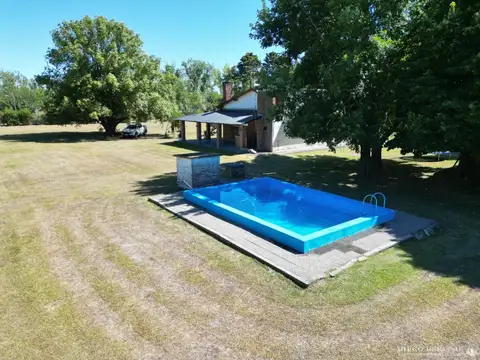 Casa 3 ambientes con 2 baños