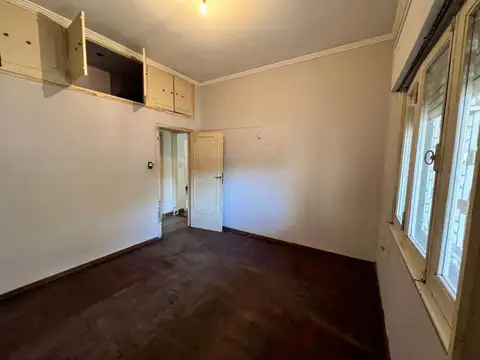 Casa con Pileta - Cochera y Quincho