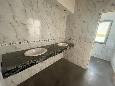 Casa en Venta en Tristán Suárez, USD 250.000