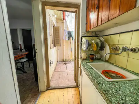 Casa 2 ambientes con 1 baño