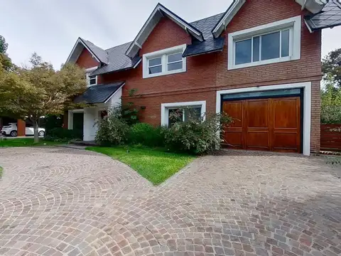 Casa en Venta de 4 dormitorios