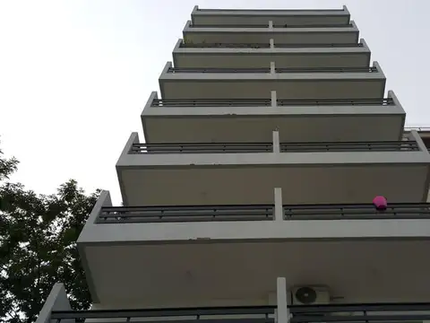 Departamento en Alquiler en Monte Castro, $ 570.000
