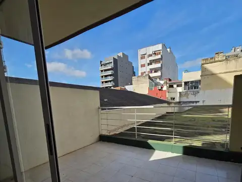 Alquiler de Departamento monoambiente con balcon aterrazado en Villa del Parque