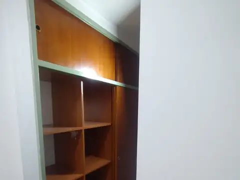 Departamento 5 ambientes con 2 baños