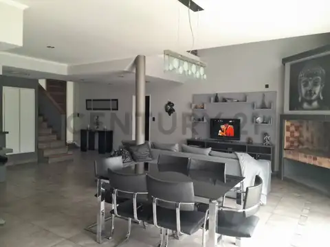 Barrio Santa Ana 200, Piso 0
