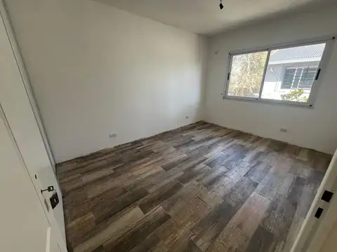 Venta Duplex Barrio Ingles Temperley. permuta financiación