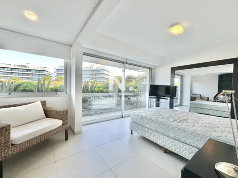 Departamento en Alquiler Temporal en Playa Brava, USD 24.000