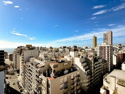 Departamento en Venta en Plaza Colon, USD 45.000