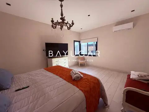 Casa 5 ambientes con 5 baños