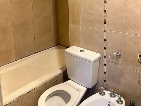 Dpto. 2 amb. en Planta Baja en Santos Lugares