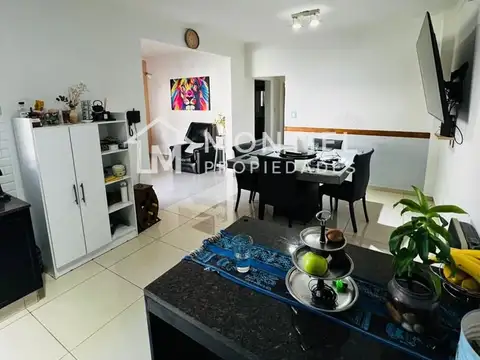 Casa 6 ambientes con 4 baños