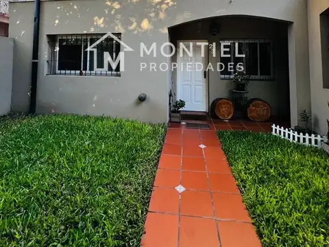 Casa Chalet  en Venta en Ciudad Jardin, Tres de Febrero, G.B.A. Zona Oeste