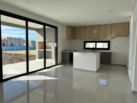 Casa  en Venta en Santa Elena, Pilar del Este, Pilar