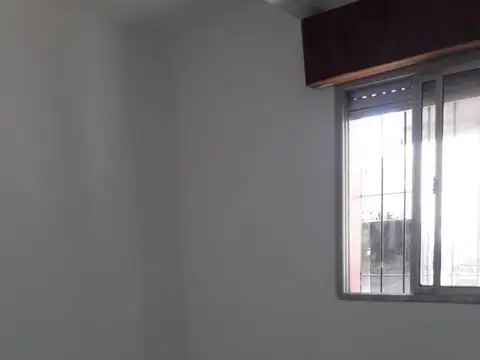 Depto Tipo Casa en Venta 60 años