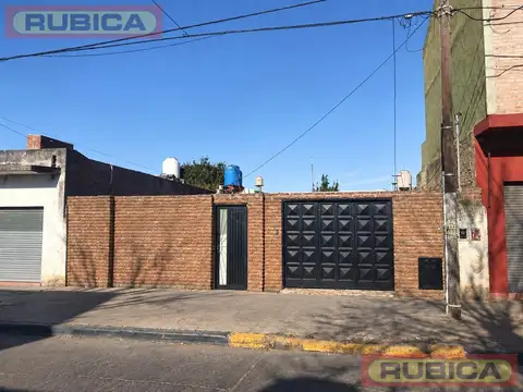 Casa - Ingeniero Adolfo Sourdeaux