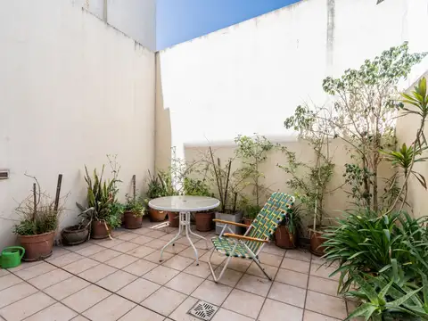 Depto Tipo Casa en Venta de 2 ambientes