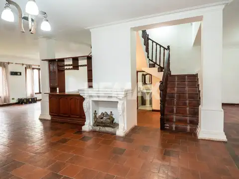 Casa en Alquiler de 4 dormitorios