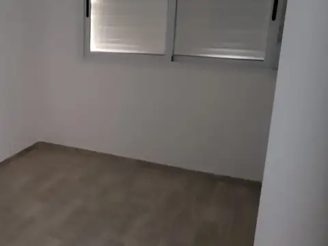 Wagner 1100, Piso pb