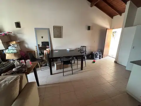 Depto Tipo Casa en Alquiler de 3 ambientes