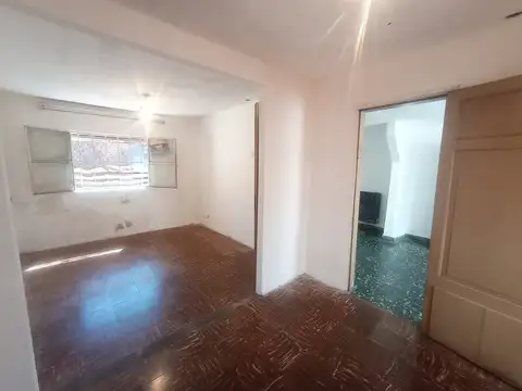 Depto Tipo Casa 4 ambientes con 1 baño
