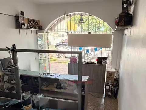 Local en Venta 40 años