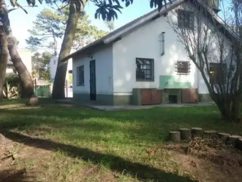 CASA VENTA VILLA GESELL A REFACCIONAR