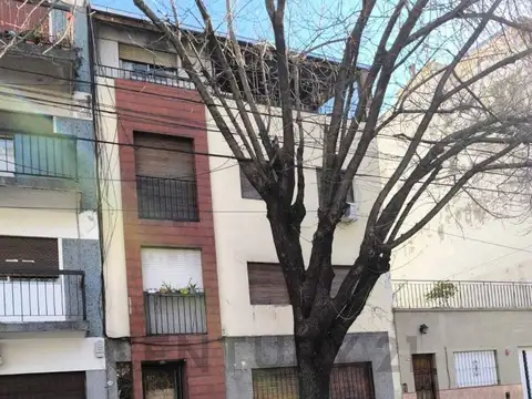 Cesar Diaz 2700, Piso 0